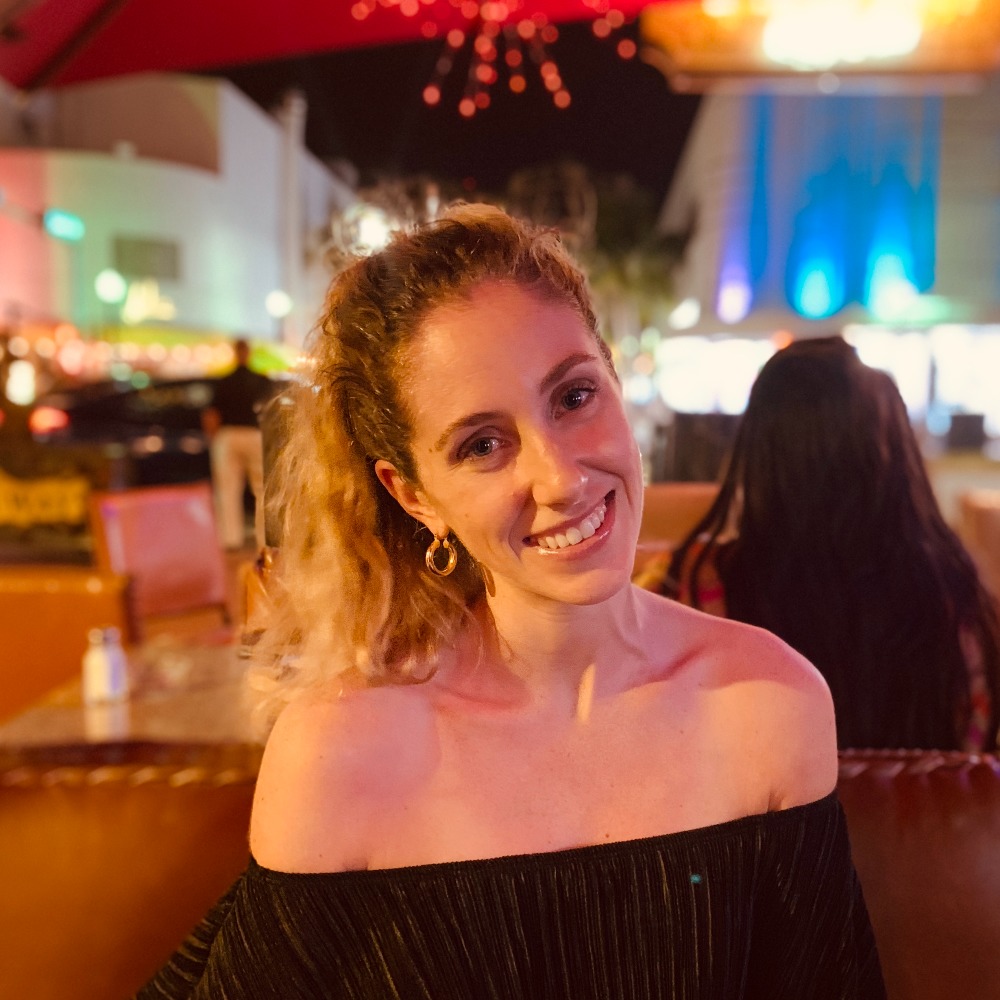 Meet your Posher, Emily